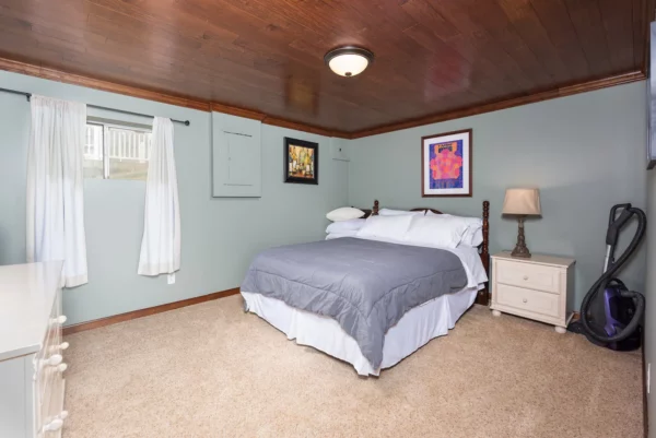 Lovingston House Basement Bedroom